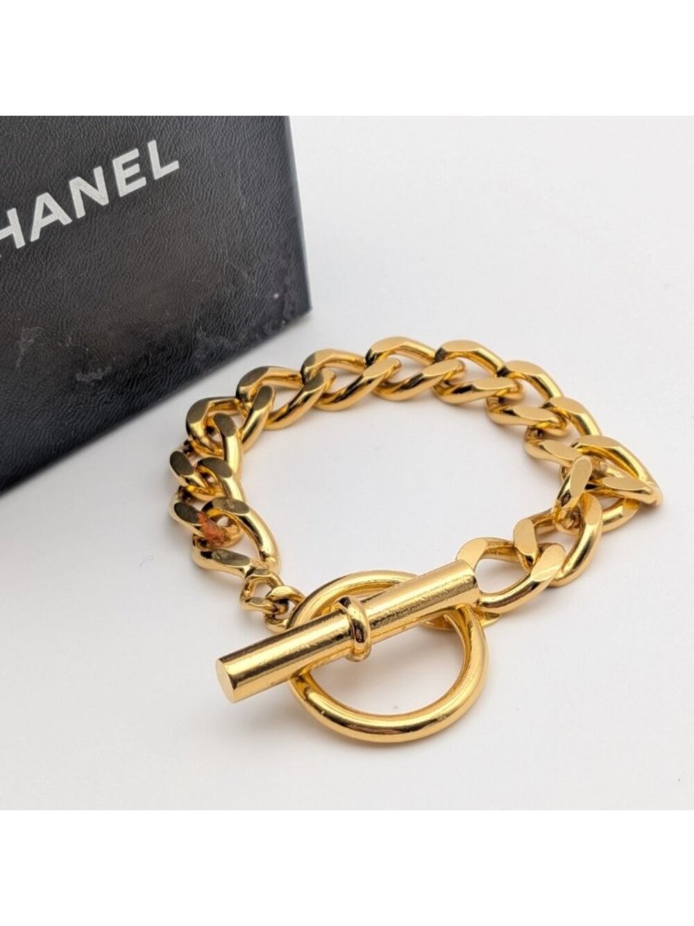 Chanel Chain Bracelet Gold Mantel 26 Vintage